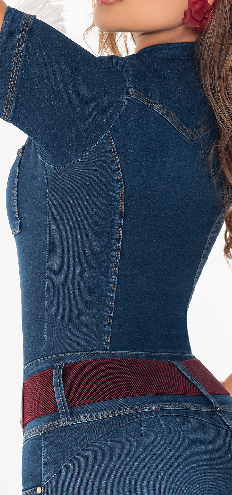 Ref. 700-1653 Enterizo en denim. Tono azul medio.