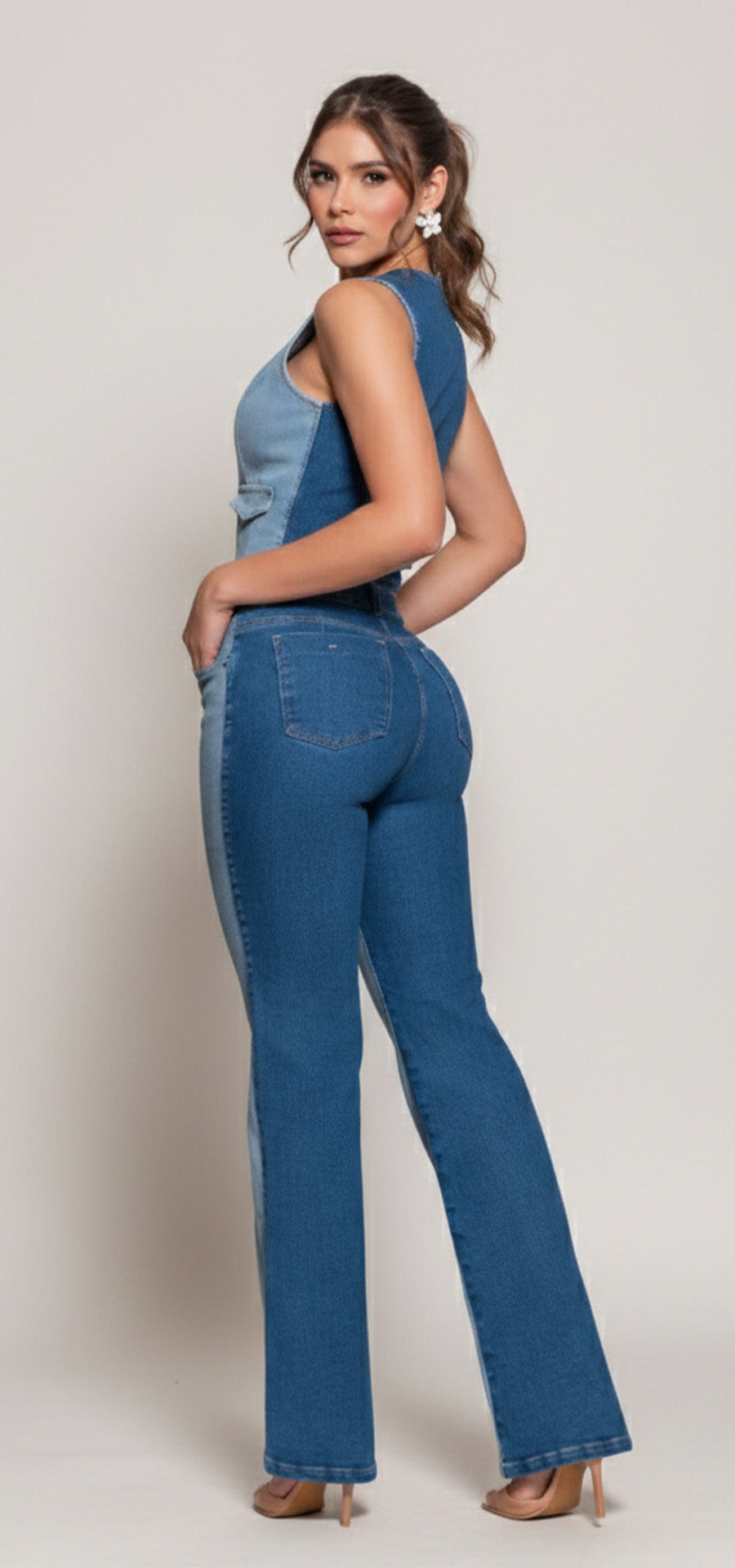 Ref. 700-1683 Jeans palazzo. Tiro alto 1 botón. azul patch work
