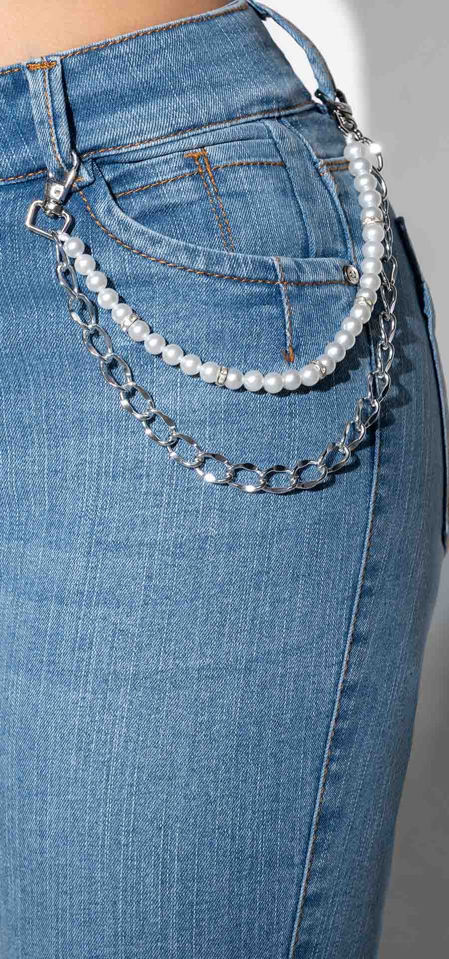 Ref. 700-1736 Jeans bota tubo. tiro alto 1 botón. Tono azul medio