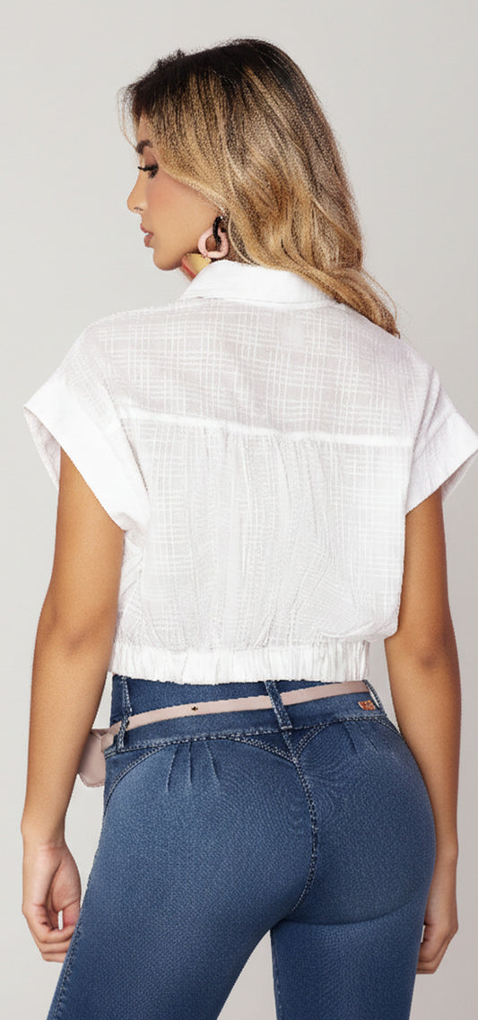 Ref. R-018 Blusa amplia. Tono blanco