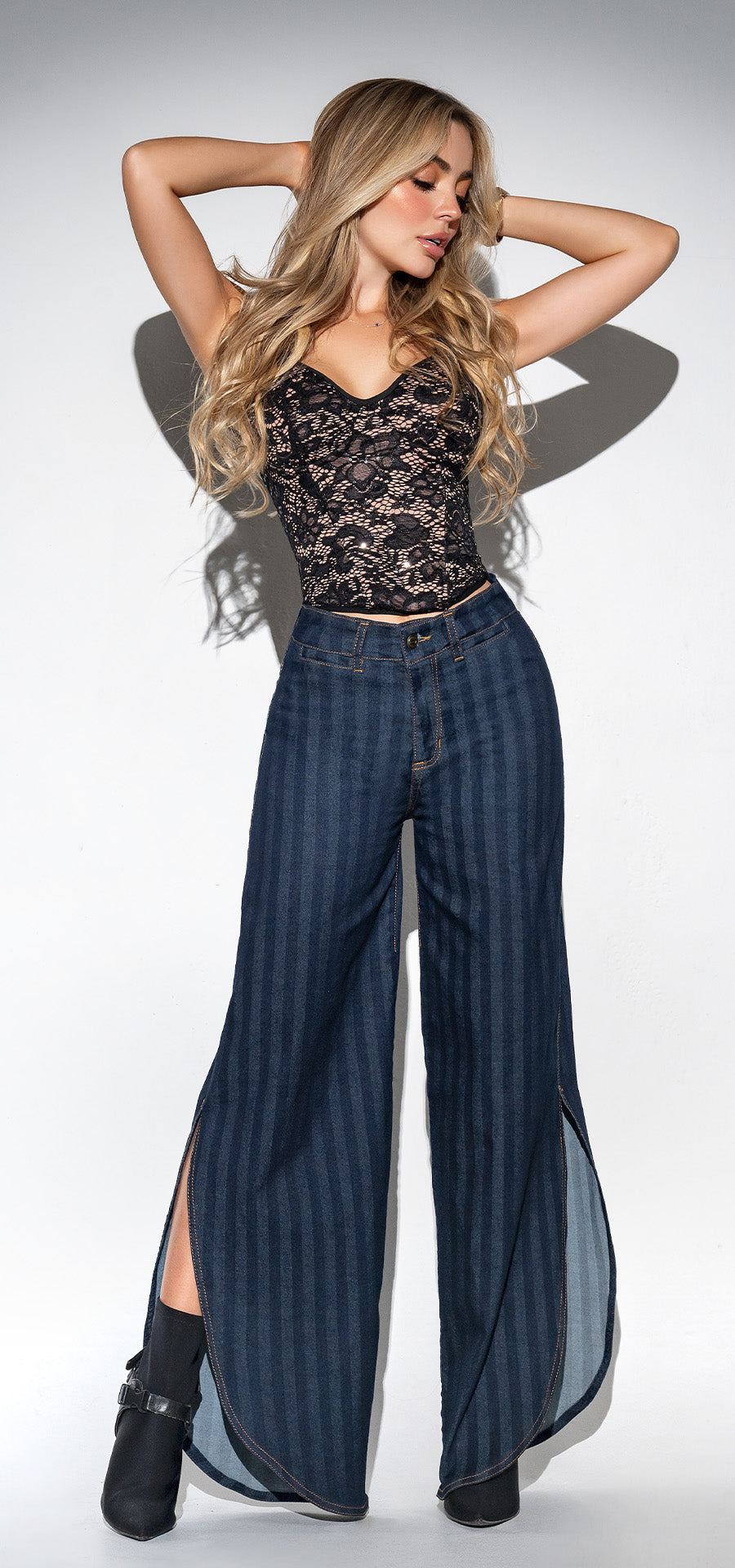 Ref. 700-1748 Jeans palazzo. Tiro alto 1 botón. azul oscuro