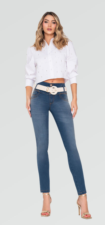 Ref. 700-1779 Skinny leg jeans. High waist tummy control. Medium blue wash