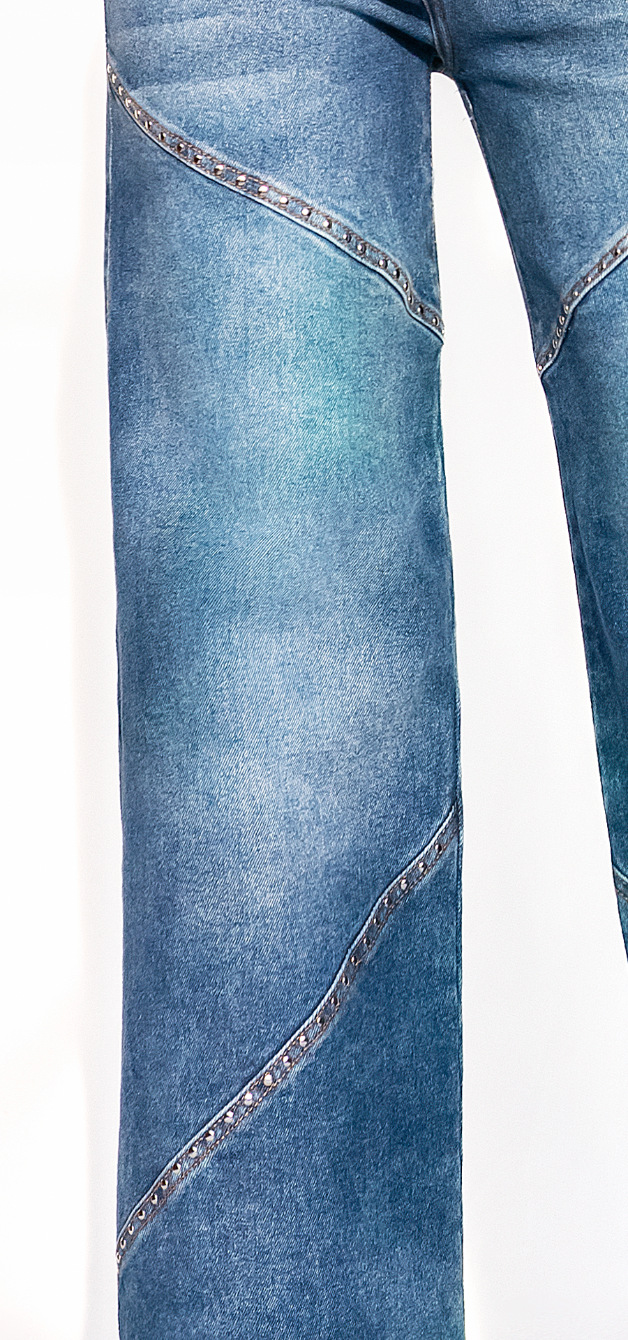 Ref. 700-1784 Jeans palazzo. Tiro alto 1 botón. azul medio con taches