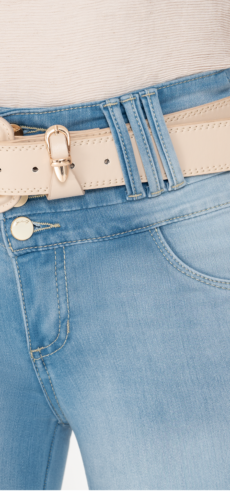 Ref. 700-1799 Skinny jeans. High-rise tummy control waistband. Light blue wash