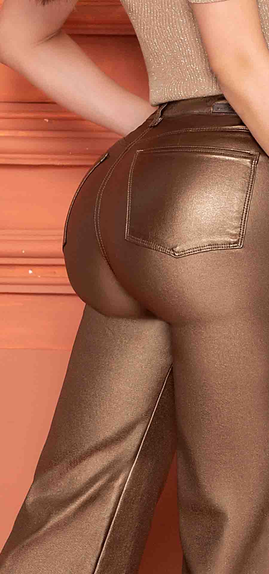 Ref. 700-1614 Jeans palazzo. Tiro alto 1 botón. Efecto cuero. Tono bronce