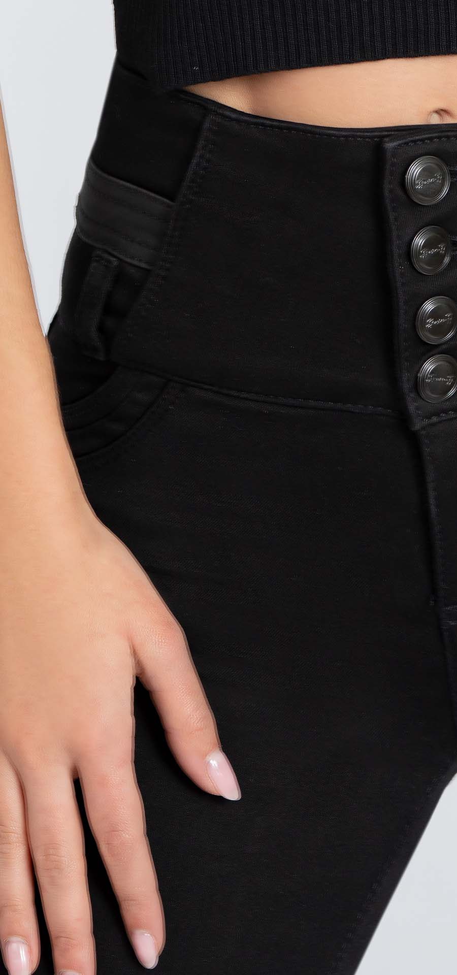 Ref. 700-1770 Jeans bota campana. Pretina alta control abdomen. Tono negro