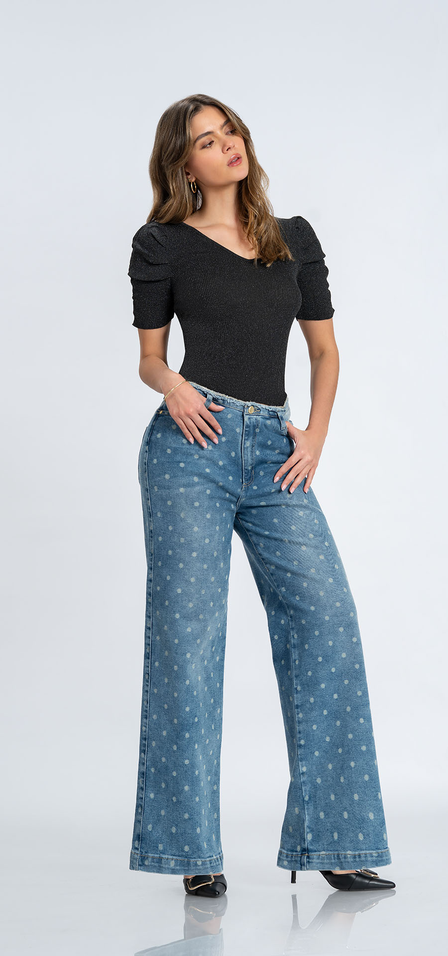 Ref. 700-1654 Jeans palazzo. Tiro alto 1 botón. azul claro