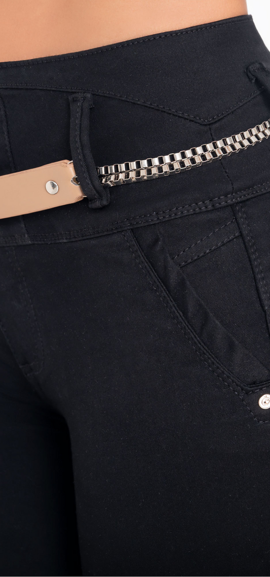 Ref. 700-1786 Jeans bota tubo. Pretina alta control abdomen. Tono negro