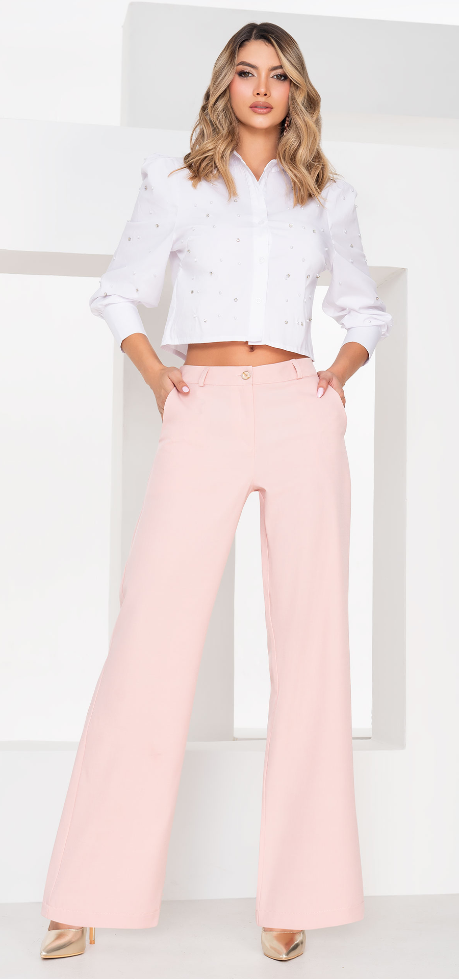 Ref. R-029 Pantalón Palazzo. Tiro alto 1 botón. Lino liviano rígido. Tono palo de rosa