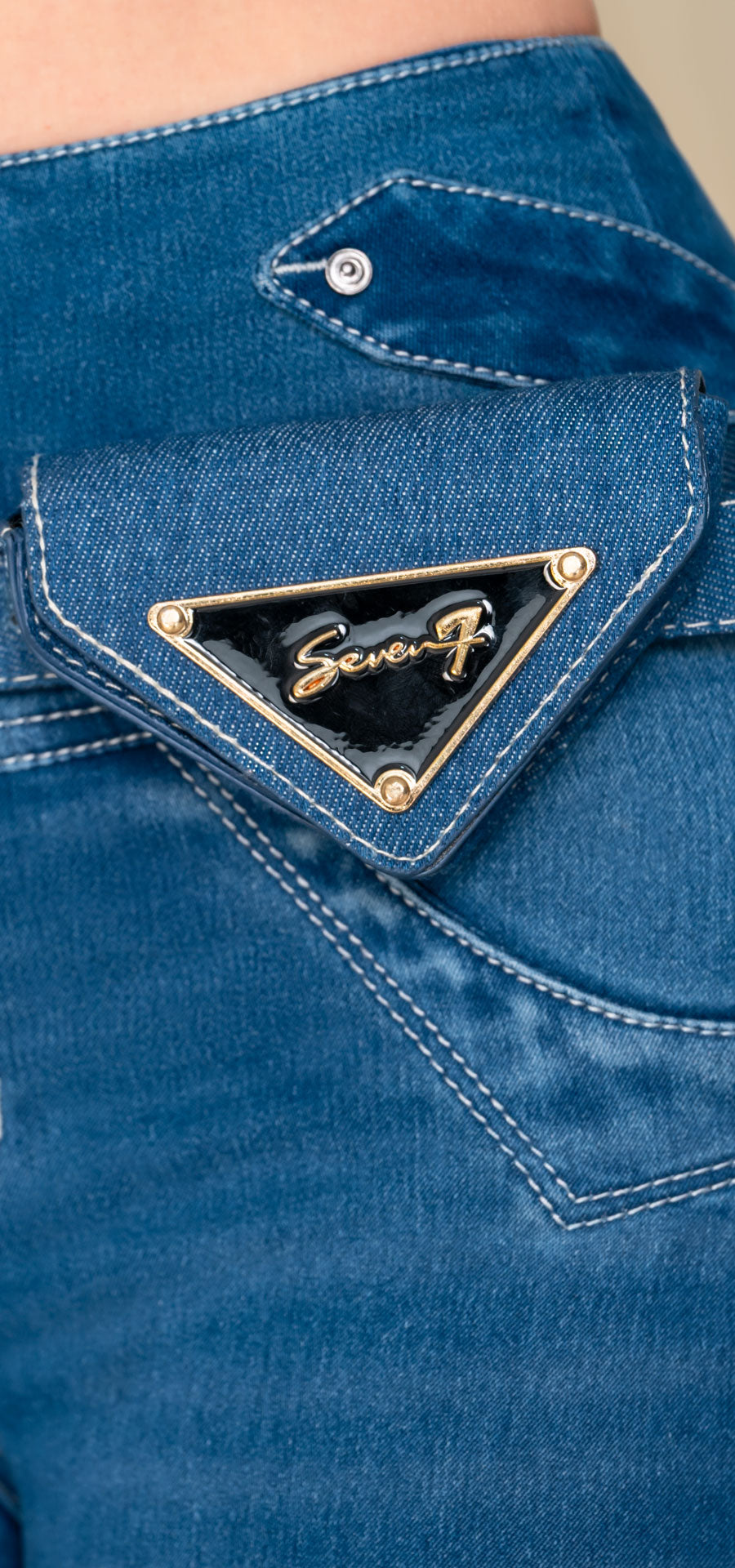 Jean Flare Índigo Medio con Cinturón Monedero – Ref. 700-1892, vista 3