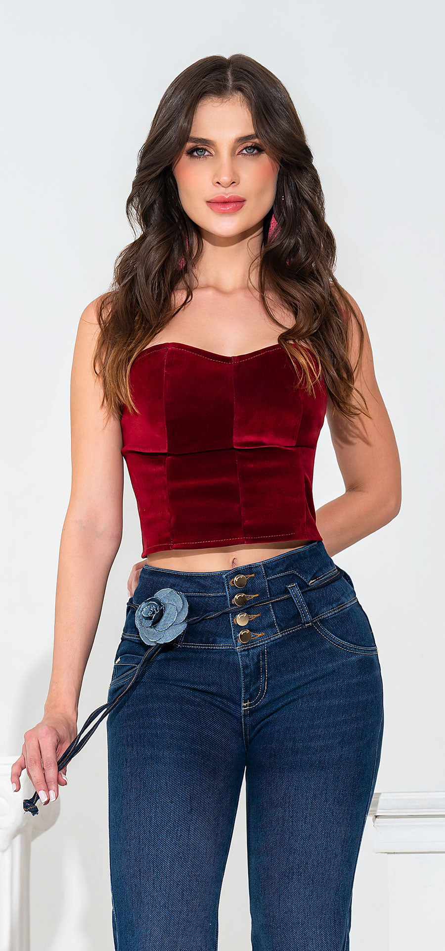 Jean Recto Índigo Oscuro con Cinturón Floral en Denim – Ref. 700-1893, vista 4