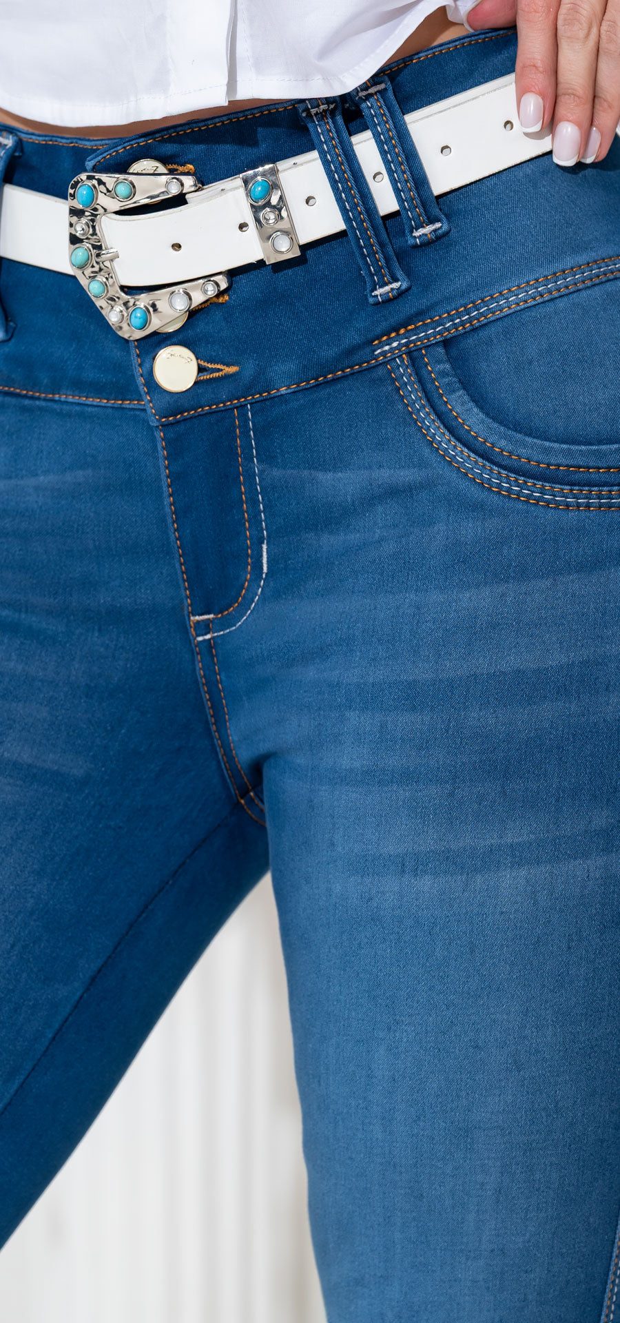 Jean Skinny Índigo Medio con Cinturón de Hebilla Ornamentada – Ref. 700-1895, vista 3